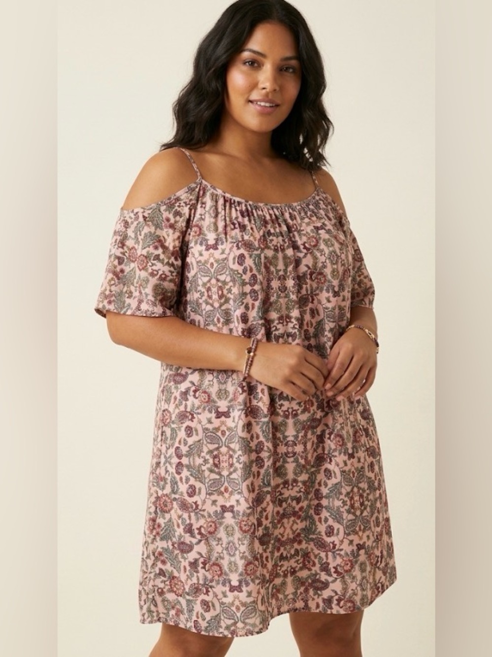Boutique Beautiful pink paisley 3X cold shoulder, short sleeve dress